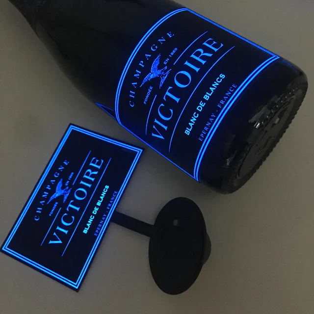 Light up wine bottle label